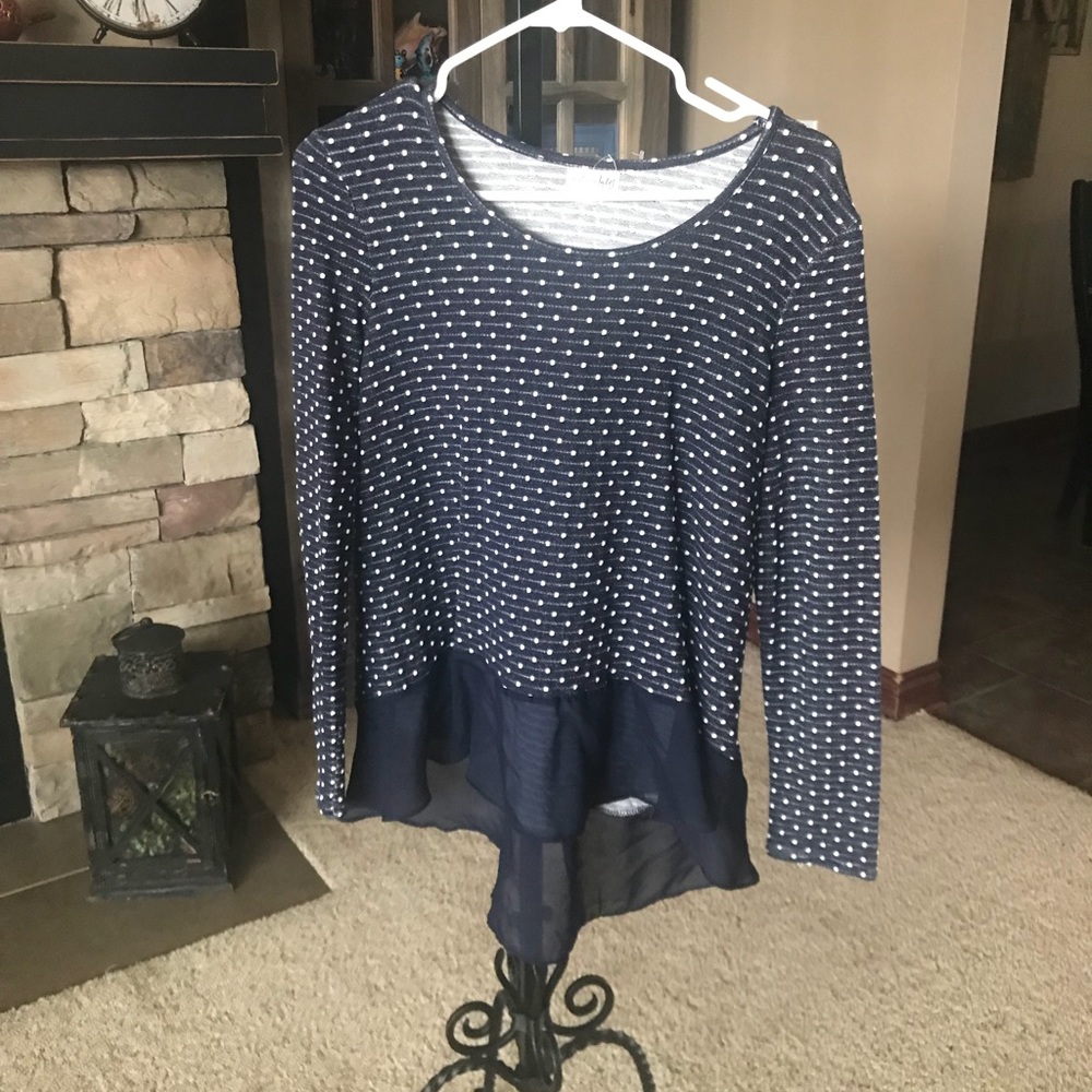 Women’s blouse